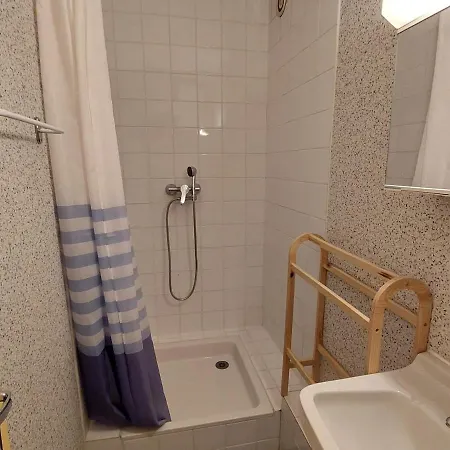 37m² Avec Balcon, 500m Centre Village Et Pistes Ski, Parking Prive - - Fr-1-737-40 Apartment *